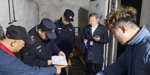 爱游戏体育登录入口-早安·荆州丨&amp;amp;quot;荆州球迷值得这粒进球!&amp;amp;quot;/这趟专列正式投用→