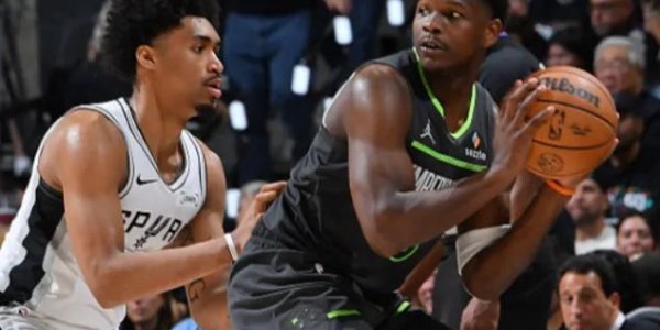 爱游戏体育登录入口-狂轰39分15板5帽！文班天神下凡，马刺2-1森林狼，华子空砍34+14